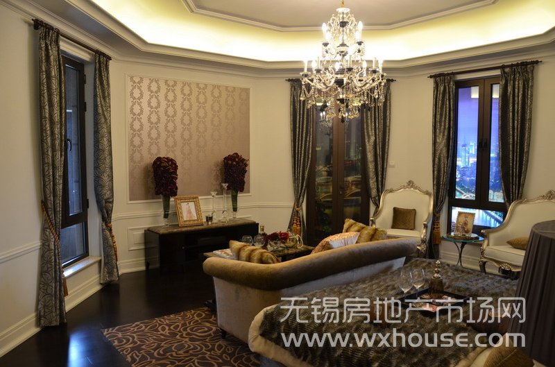 天悦户型292平米样板房：主卧      