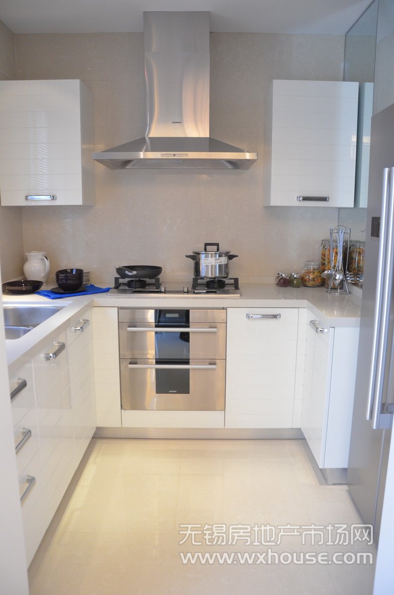 户型137平米样板房：厨房      