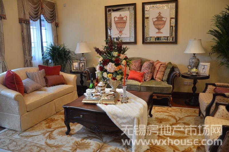 C户型111平米样板房:三层客厅