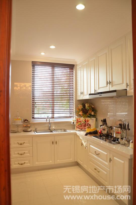 户型124平米样板房：厨房      