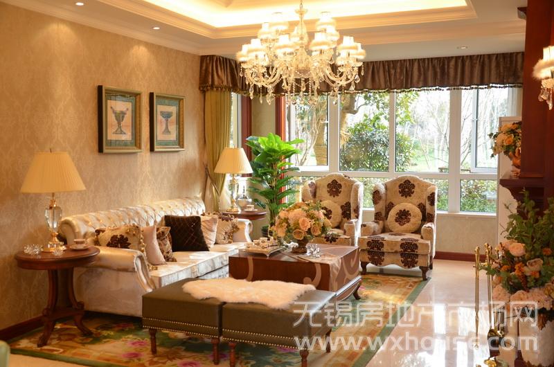 户型124平米样板房：客厅      