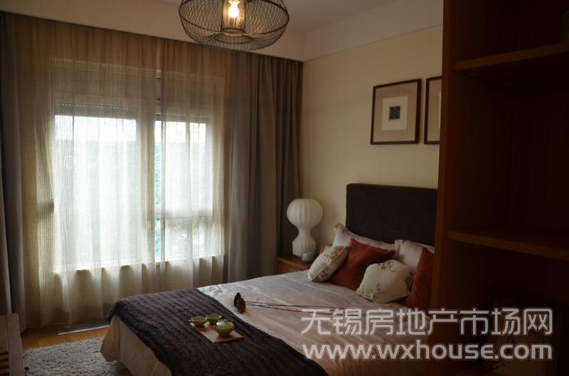 75㎡样板房：主卧      