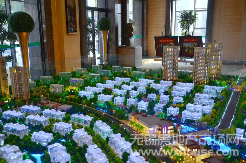 华府庄园·白金府邸：高层B区项目沙盘      