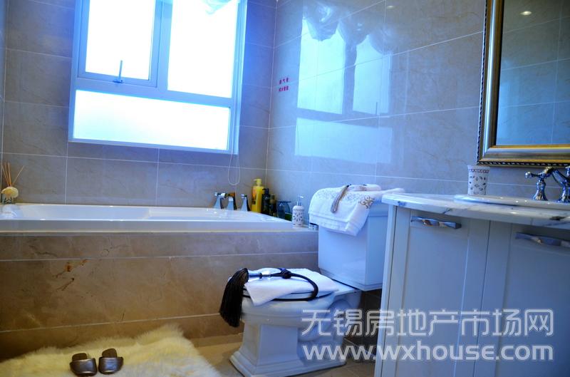 孔雀城110㎡样板间—洗手间      