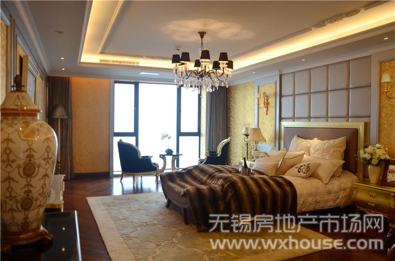 300平米样板间：主卧      