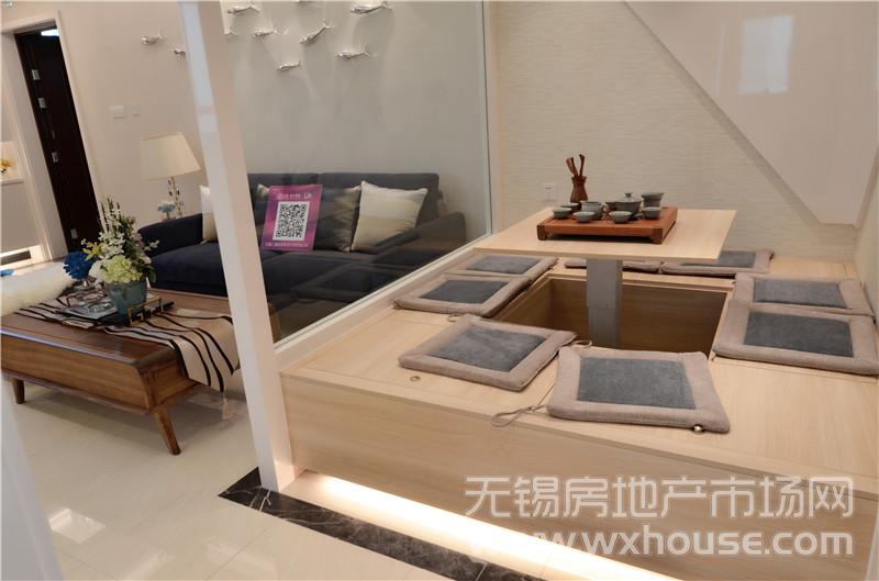 83㎡样板间客厅      