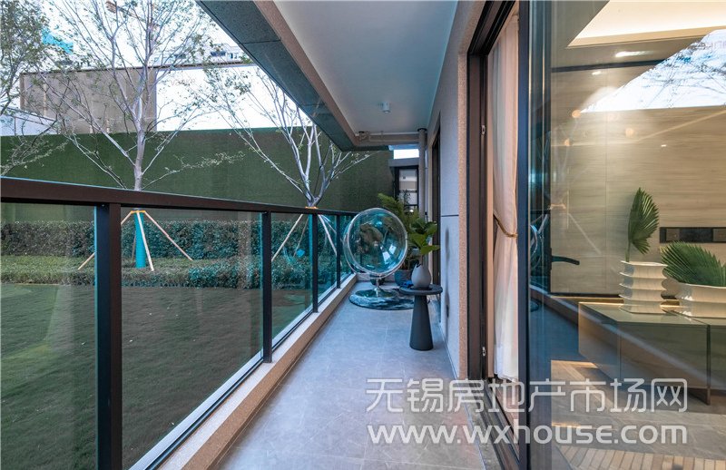 131㎡户型样板间阳台