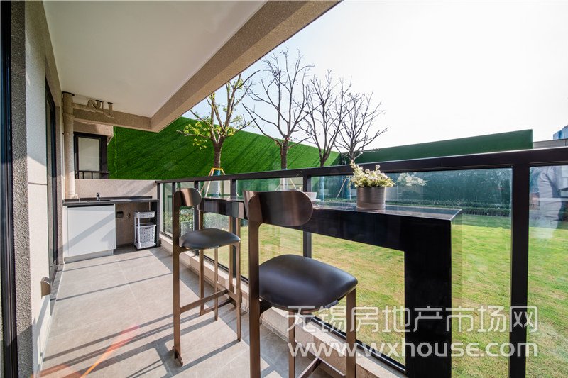 110㎡户型样板间阳台