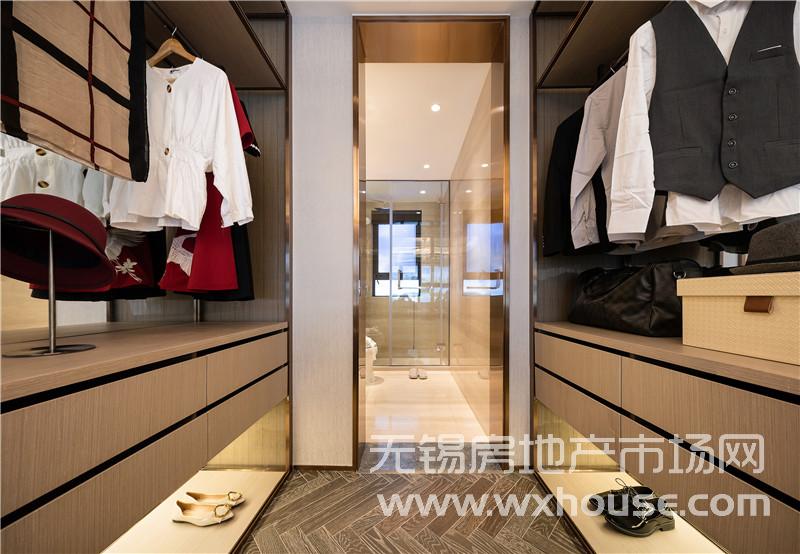 125㎡户型样板间衣帽间