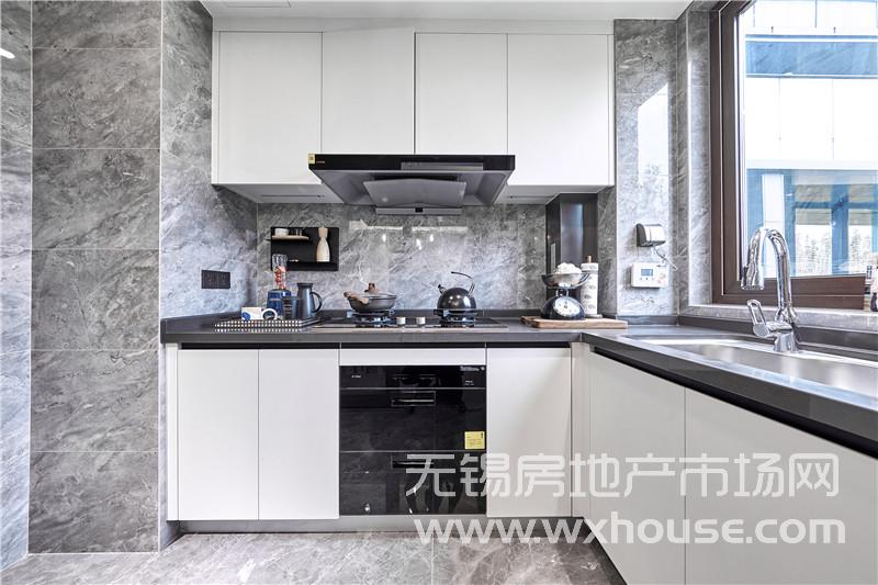 138㎡户型样板间厨房